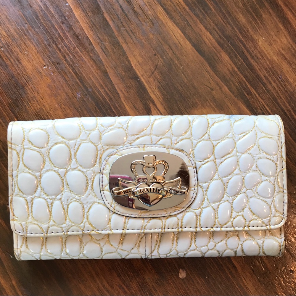 Kathy Van Zeeland wallet